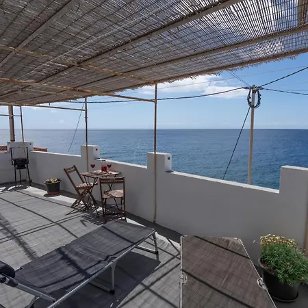 Romantic Cave With Big Terrace Overlooking The Sea Apartment *