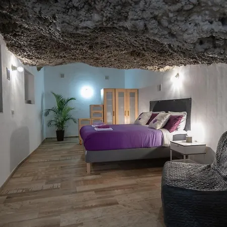 Romantic Cave With Big Terrace Overlooking The Sea Apartment Santa Cruz de Tenerife